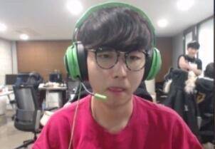 易建联的情 易建联的情